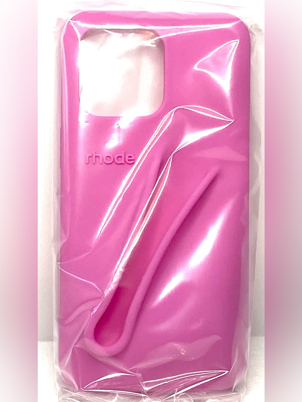 RHODE iPhone 15 Max  Pink Lip Case - Picture 2 of 4